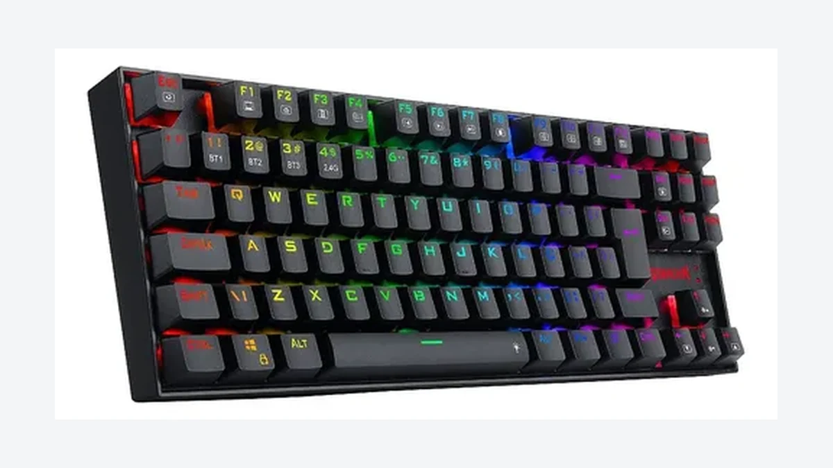 Teclado mecânico sem fio Redragon Kumara Pro K552 preto com iluminação RGB.